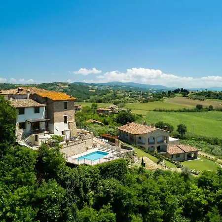 Ferienhaus Holiday With Swimming Pool And Fantastic View In A Special Borgo Collazzone