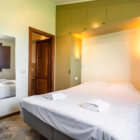 Ferienhaus Holiday With Swimming Pool And Fantastic View In A Special Borgo