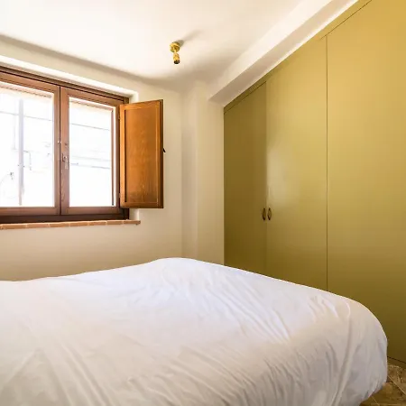 Holiday With Swimming Pool And Fantastic View In A Special Borgo *